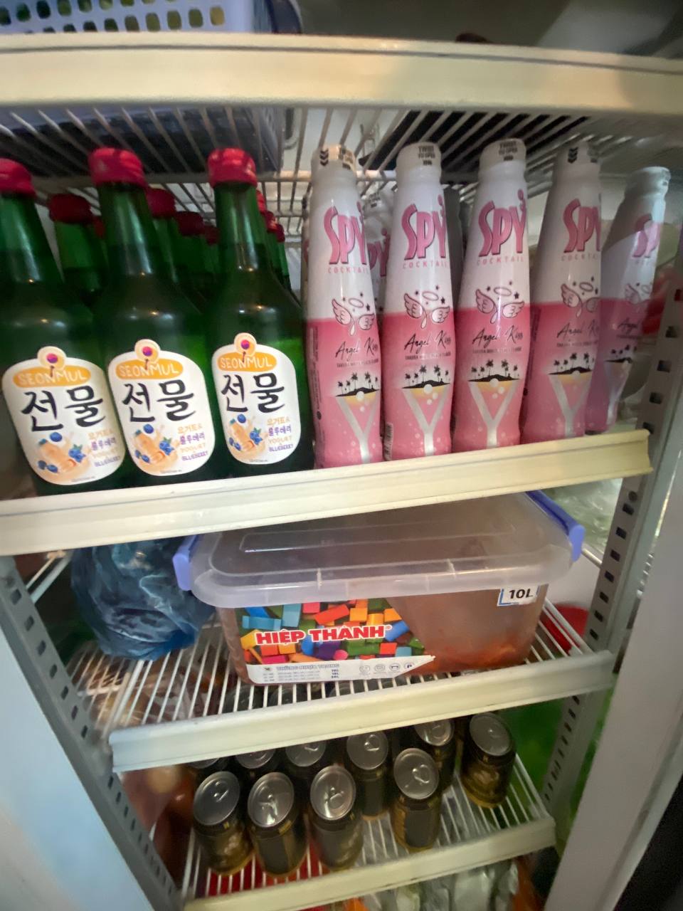 HoReCa distribution highlighting Cellox products by Da Houg Heng Enterprise (Image 8)